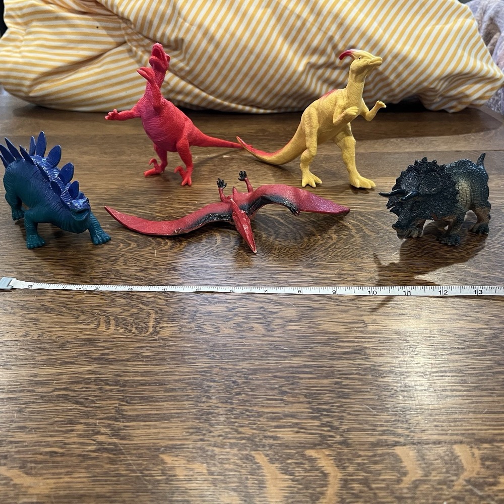BULLSEYE PLAYGROUND DINOSAURS Plus Other Dinosaurs